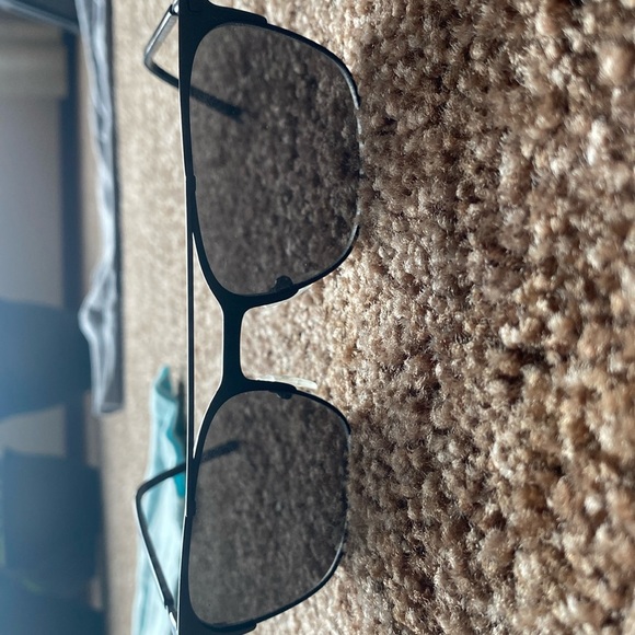 Calvin Klein sunglasses. Not my style anymore - Picture 1 of 2